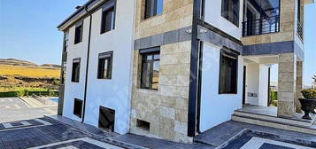 DİYARBAKIR BAĞLAR YEŞİLÇINAR ARKASI ULTRA LÜX TRIPLEX VİLLA