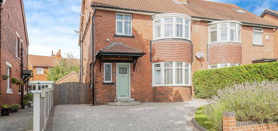 4 bedroom semi-detached house for sale