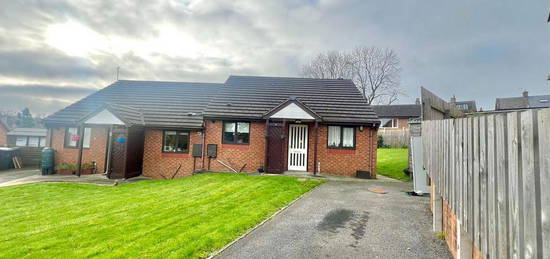 2 bedroom semi-detached bungalow for sale