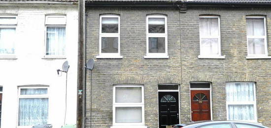 2 bedroom terraced house