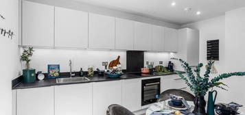 3 bed flat for sale