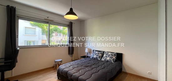 Location appartement 4 pièces 13 m²