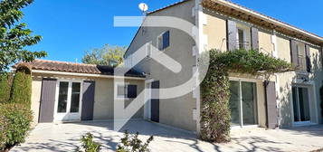 Maison Saint Remy De Provence 7 pièce(s) 200 m²