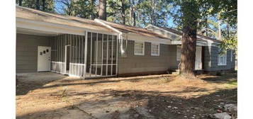 329 Pine Ridge Rd, Jackson, MS 39206