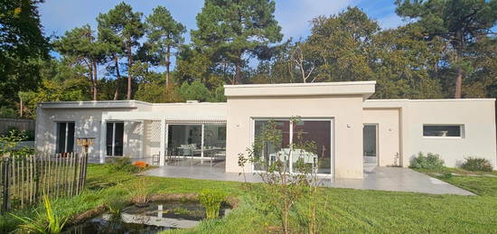 Maison de plain-pied  à vendre, 4 pièces, 3 chambres, 165 m²