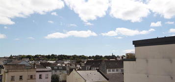 Flat to rent in Sutton View, Moon Street, City Centre, Plymouth, Devon PL4