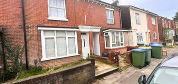 6 bedroom terraced house