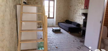 Maison 2 étages  à vendre, 2 pièces, 1 chambre, 29 m²