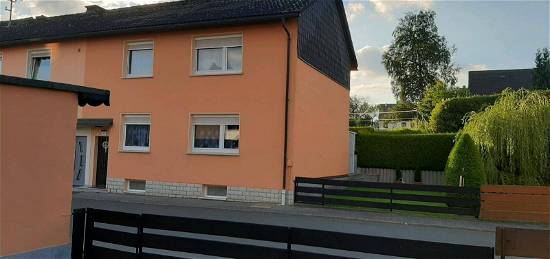Haus zu Verkaufen  in Teuschnitz