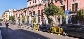 Alquiler de Piso en Malasaña-Universidad