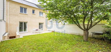 Maison 1 étage  à vendre, 6 pièces, 4 chambres, 104 m²