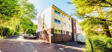 3 bed flat to rent