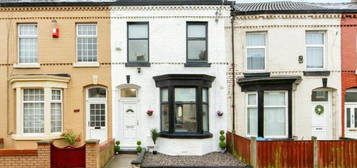 6 bedroom terraced house for sale