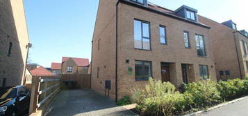 3 bedroom semi-detached house