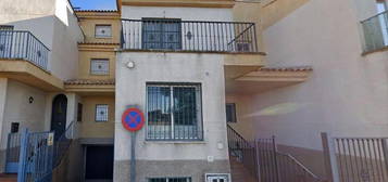 Casa adosada en venta en Diputacion, Avda. De los Ogíjares