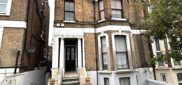 Flat to rent in Parkfield Road, London SE14