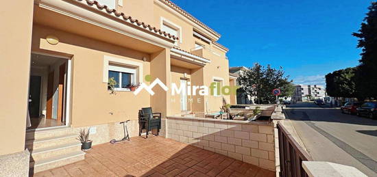 Casa adosada en venta en Centro Urbano