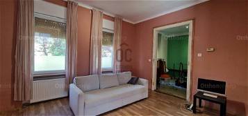 Budapesti házrész eladó, 60 négyzetméteres, 2 szobás