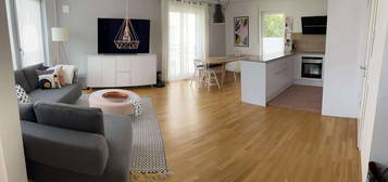 Moderne, hochwertige 4 Zimmer Maisonette-Wohnung