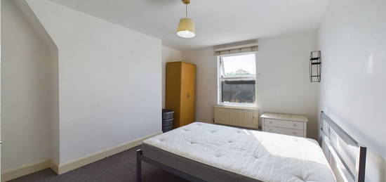 Room to rent in (3rd Bedroom) 59B Surbiton Road, Kingston Upon Thames, Surrey KT1