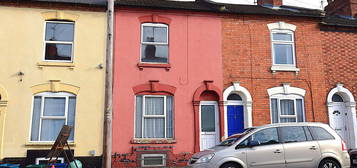 3 bed terraced house to rent