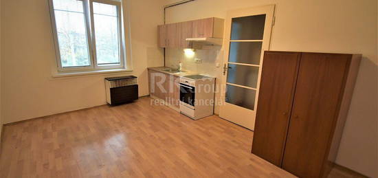 Pronájem bytu 1+kk 27 m²