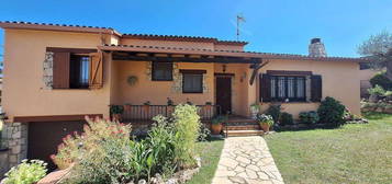 Chalet en calle De Bergent en Cabanyes-Mas Ambrós-Mas Pallí, Calonge