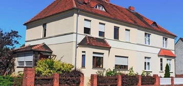 Einfamilienhaus mit Doppelgarage