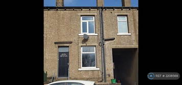 2 bedroom terraced house