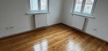 Wunderschöne, helle Wohnung in ruhiger Lage - 3 Zimmer, 70 m² für nur 259.00,- Euro!