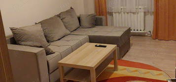 inchiriez apartament doua camere