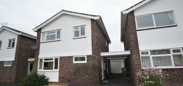 5 bedroom detached house