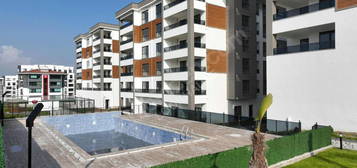 LOOKHAUSE KAYAPA ÇAMLIK SİTE İÇİ NET 150M2 3+1 ARA KAT DAİRE