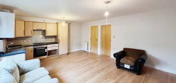 Flat to rent in Greenway Road, Rumney, Cardiff CF3