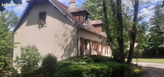 Maison traditionnelle 145m2