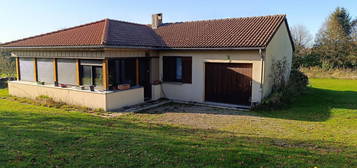 Maison meublée, 2 Chambres, véranda et grand garage