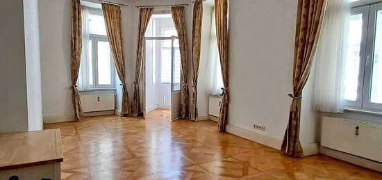 Wunderschöne 3 Zimmer Altbauwohnung Nähe Geidorfplatz, ideal für die Paare und WG, beliebter 1. Stock