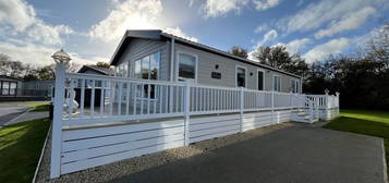 Mobile/park home for sale in Carlton Meres Holiday Park, Carlton, Saxmundham IP17