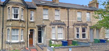 6 bedroom terraced house