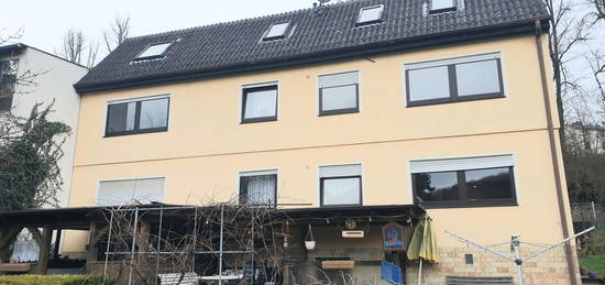 Einfamilienhaus mit Einliegerwohnung