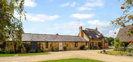 2 bedroom barn conversion for sale