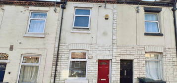 2 bed terraced house for sale