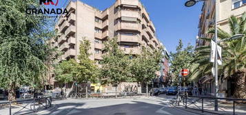 Piso en venta en Calle Obispo Hurtado, 10, Centro - Sagrario