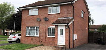 Semi-detached house to rent in Ashbourne Crescent, Taunton TA1