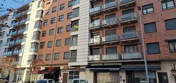 Piso en venta en  Matilde Conesa, 8