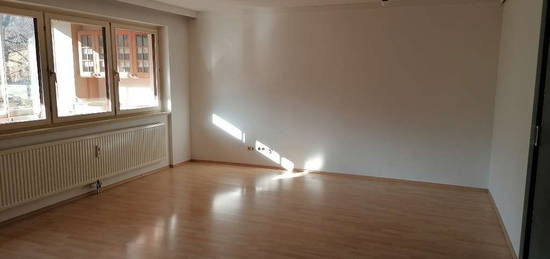 4-Zimmer-Wohnung mit Loggia in Grünruhelage