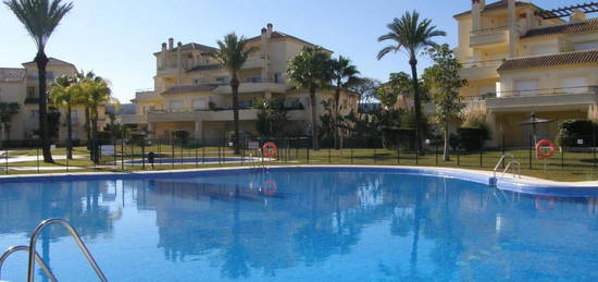 Dúplex en venta en Urbanización San Roque Club, Sotogrande Alto