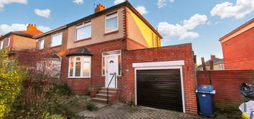 3 bed semi-detached house for sale