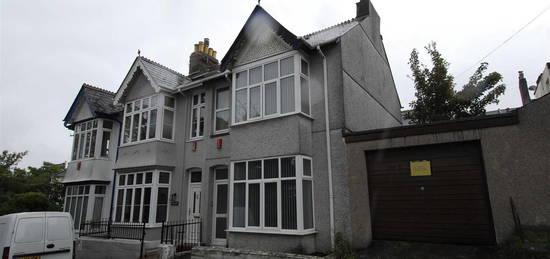 Property to rent in Abingdon Road, Mutley, Plymouth PL4