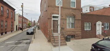 1415 Wolf St, Philadelphia, PA 19145